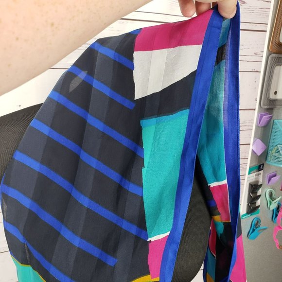 Italian Made Geometric Abstract Pink Blue Black RN 16304 Wrap Scarf - Picture 4 of 8